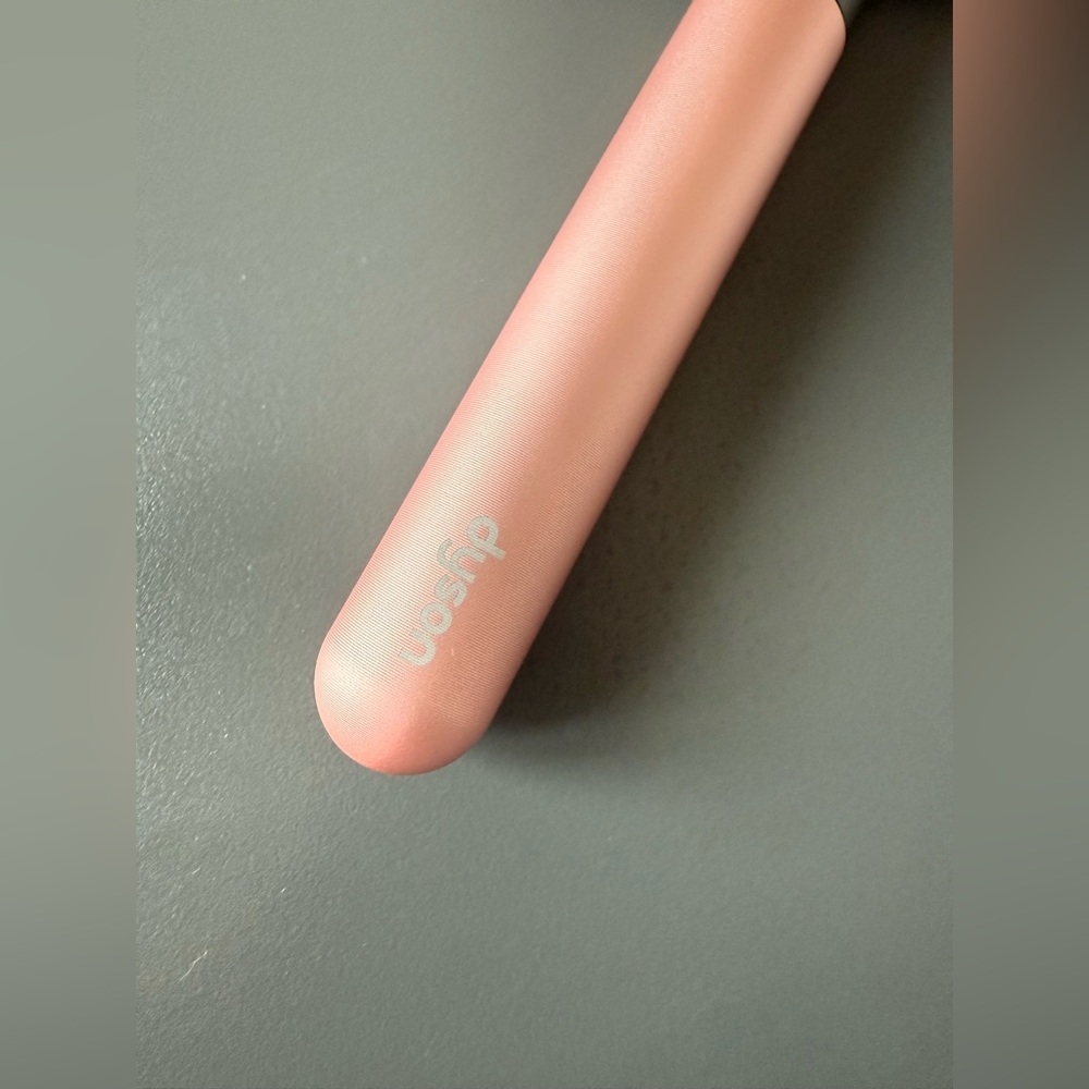Dyson Paddle Hair Brush - Picture 2 of 4